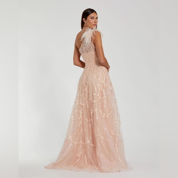 Mac Duggal 20389 NWOT Embellished One Shoulder A Line Gown - Picture 3 of 6